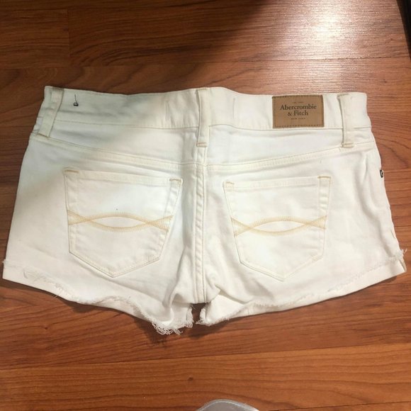 White Abercrombie & Fitch Jean Shorts - Picture 2 of 3